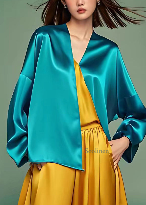 Well Tailored Top with a Graceful Silhouette