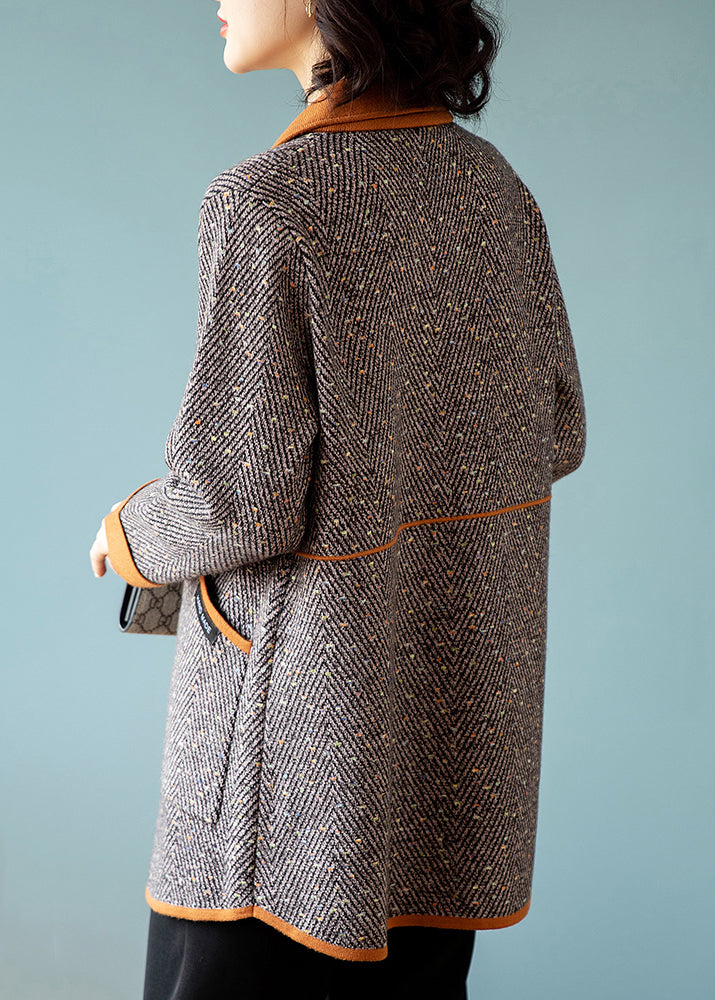 Elegantly Styled Coat for Everyday Wear
