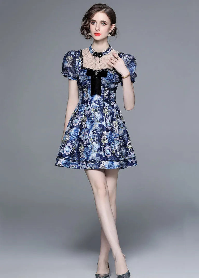Classic Vintage Dress with a Flattering Fit