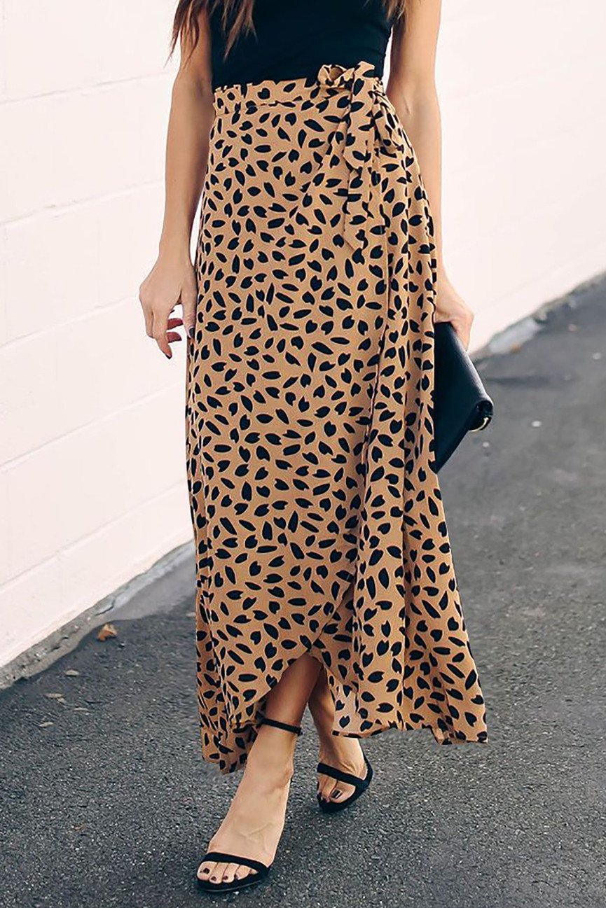 Well Tailored Garment with a Graceful Silhouette