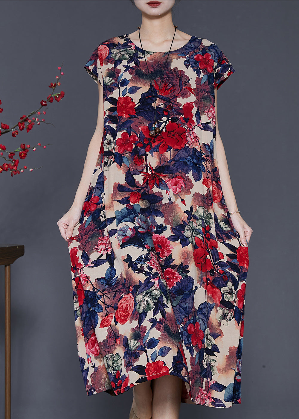 Beautifully Crafted Dress in a Classic Style