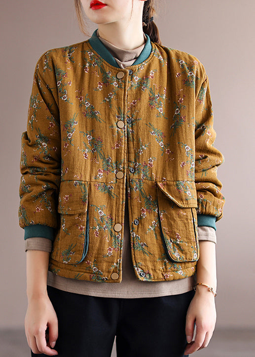 Effortlessly Elegant Jacket with a Timeless Design