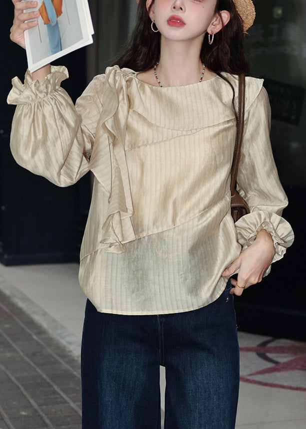 Beautifully Finished Blouse in a Timeless Design
