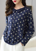 Well Tailored Top with a Graceful Silhouette