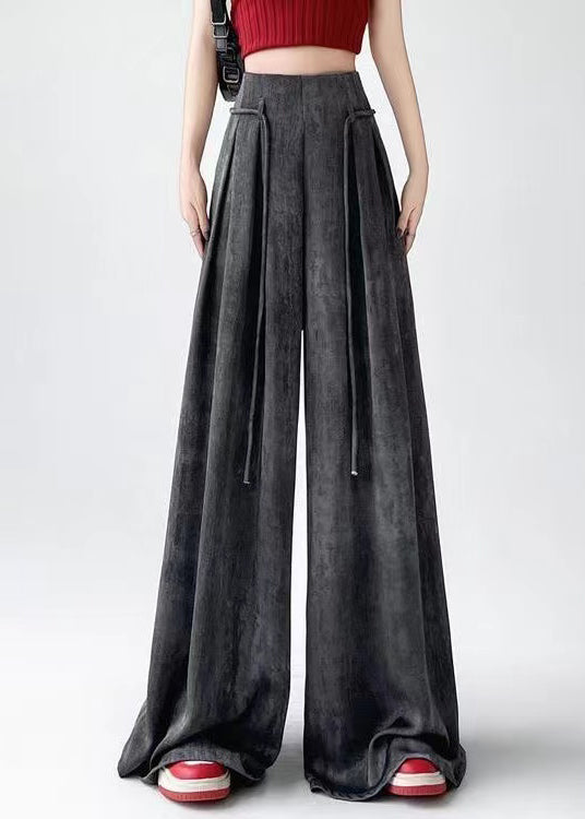 Classic Vintage Pants with a Flattering Fit