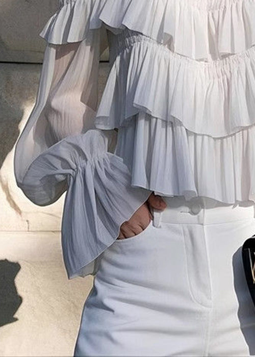 Effortlessly Elegant Blouse with a Timeless Design