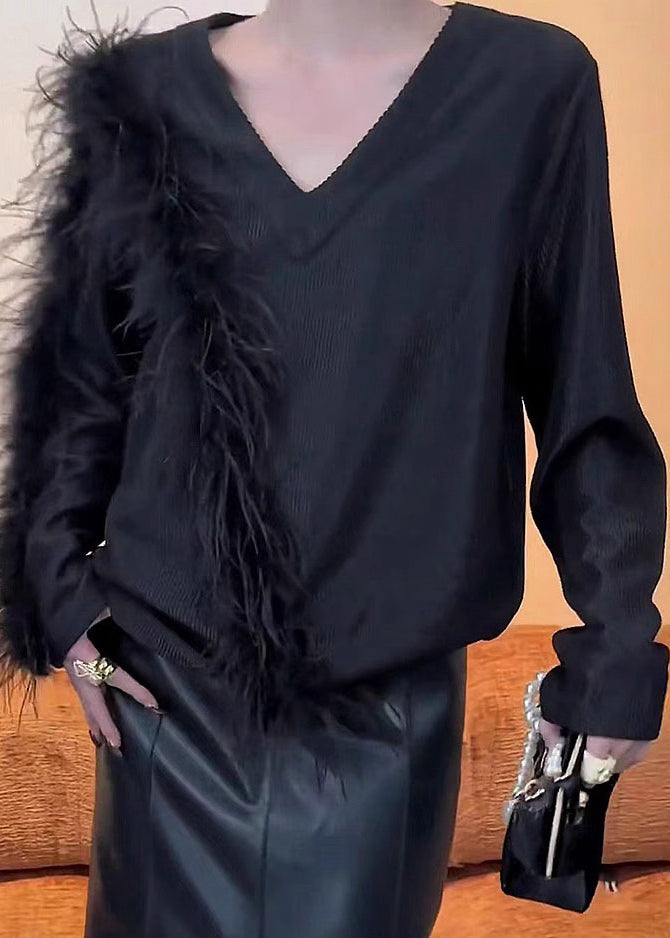 Well Tailored Sweater with a Graceful Silhouette
