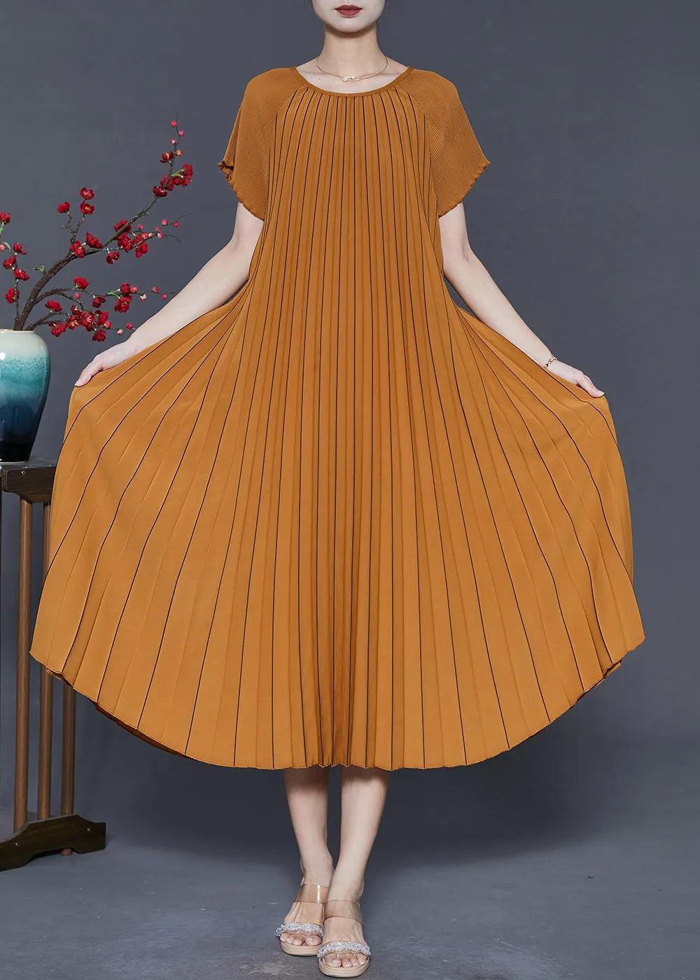 Classic Vintage Dress with a Flattering Fit