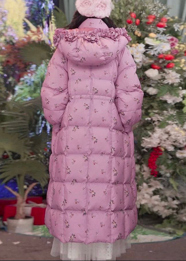 Beautifully Finished Coat in a Timeless Design