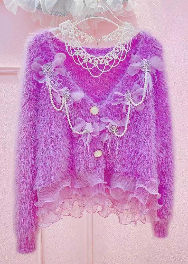 Gracefully Styled Sweater for Any Occasion