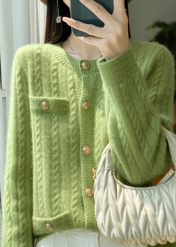 Classic Vintage Cardigan with a Flattering Fit