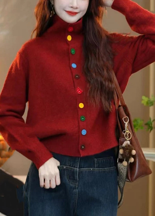 Effortlessly Elegant Sweater with a Timeless Design