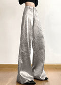 Well Tailored Pants with a Graceful Silhouette