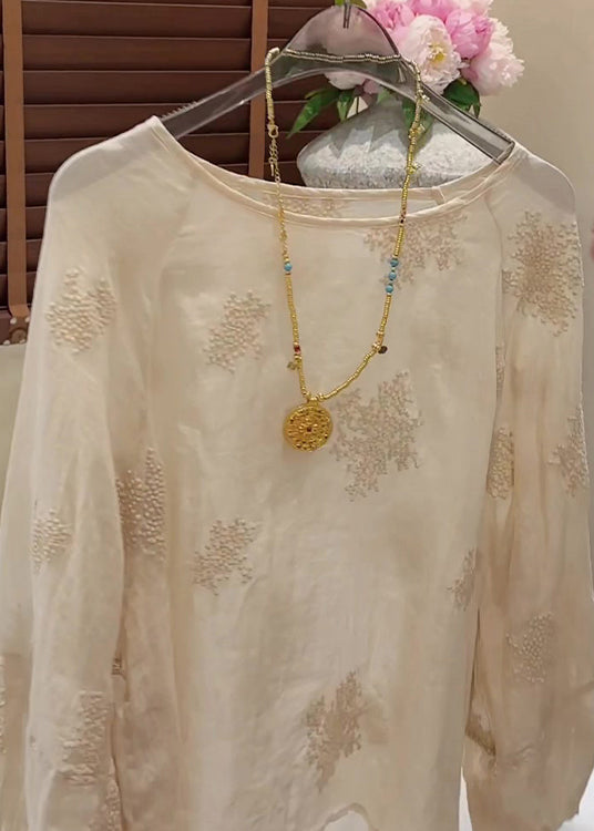 Beautifully Finished Blouse in a Timeless Design