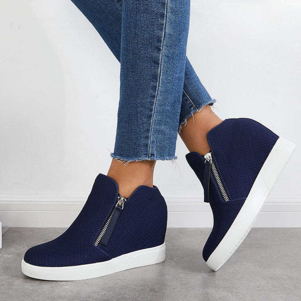 Classic Orthopedic Sneakers with Timeless Style