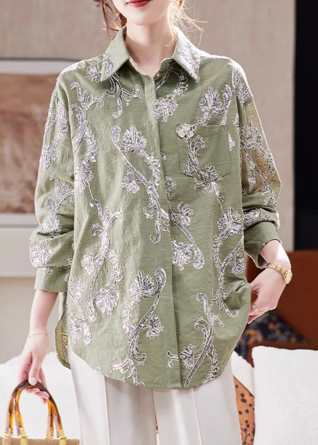 Polished Top with an Effortless Classic Look