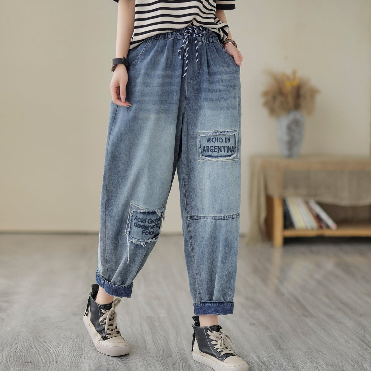 Elegantly Styled Pants for Everyday Wear