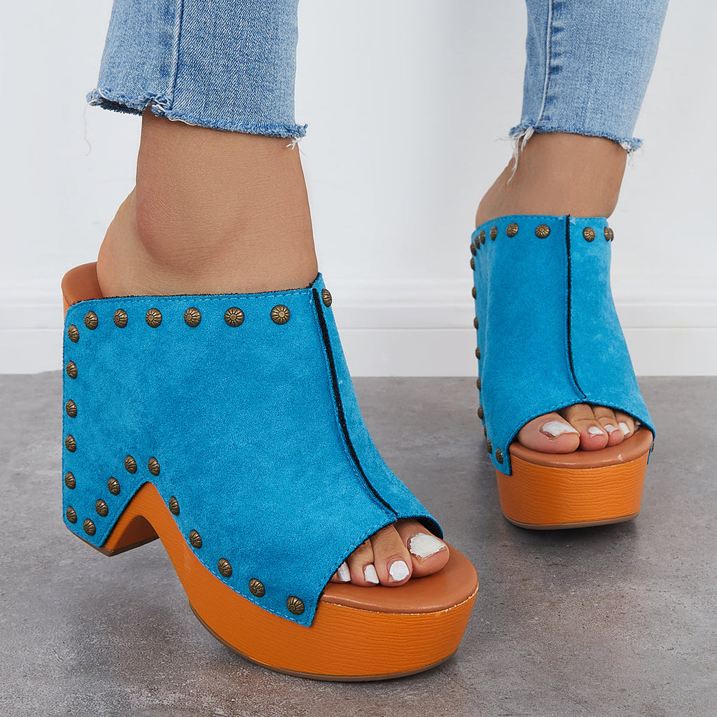 Chic Orthopedic Sandals with Unique Design