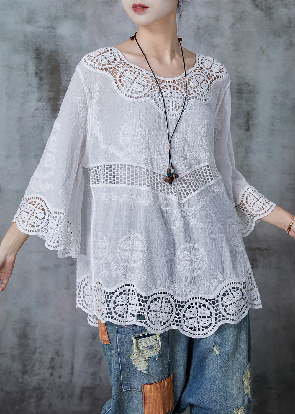 Classic Vintage Blouse with a Flattering Fit