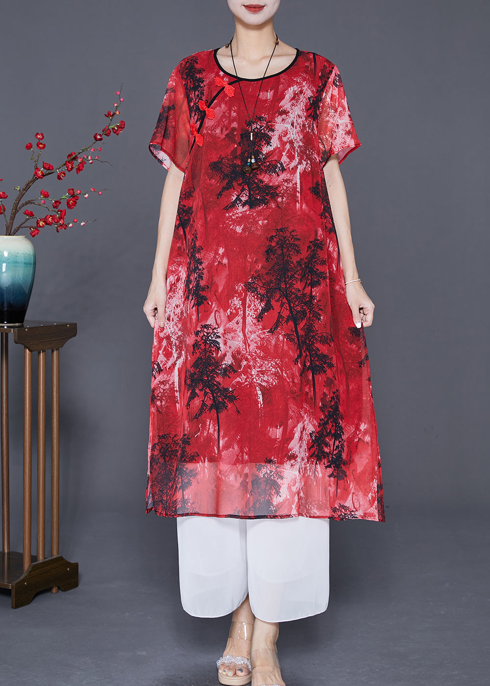 A Vintage Style Dress with Delicate Timeless Details