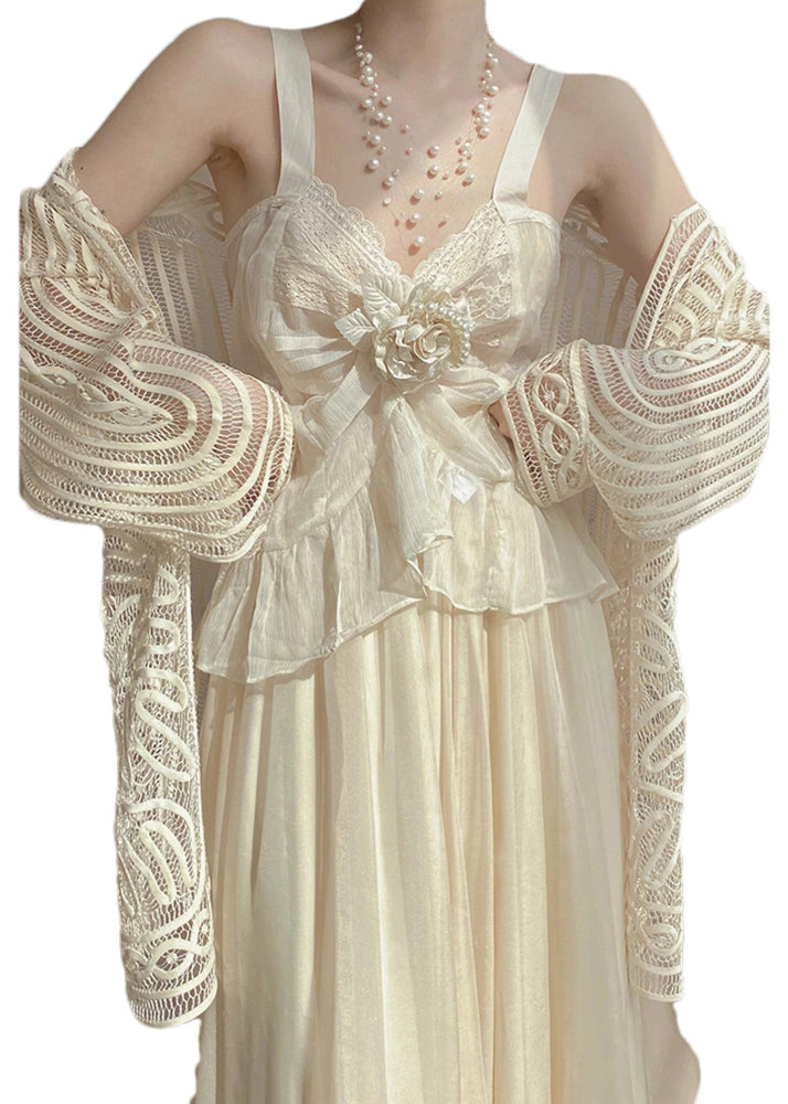 Effortlessly Elegant Garment with a Timeless Design