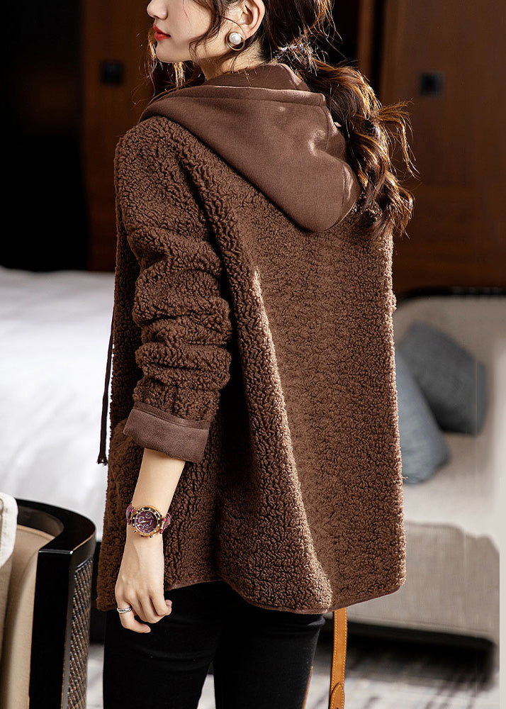 A Vintage Style Coat with Delicate Timeless Details