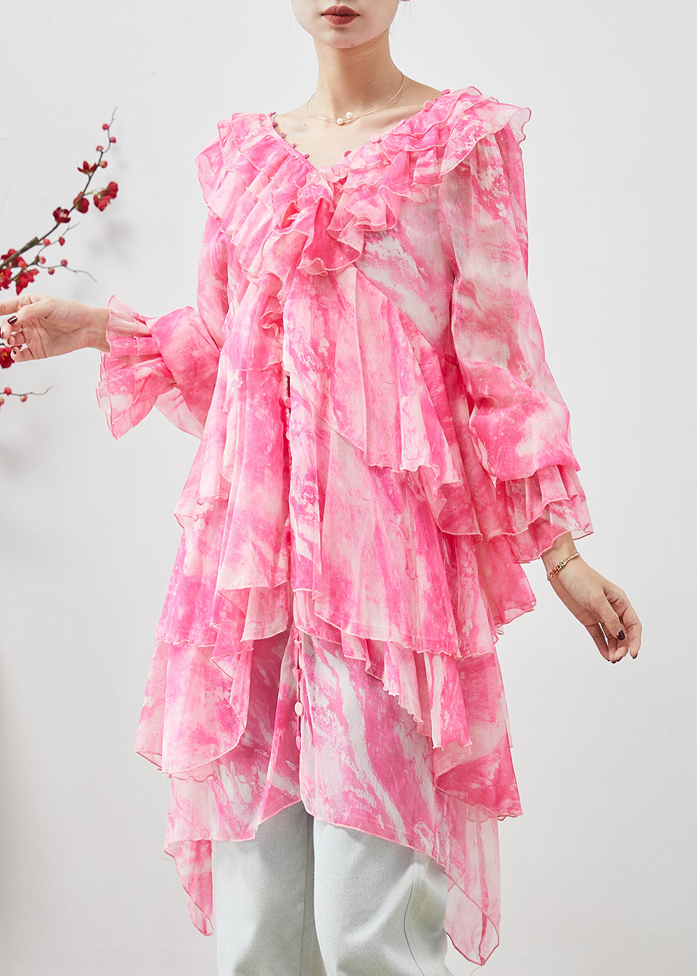 Well Tailored Dress with a Graceful Silhouette