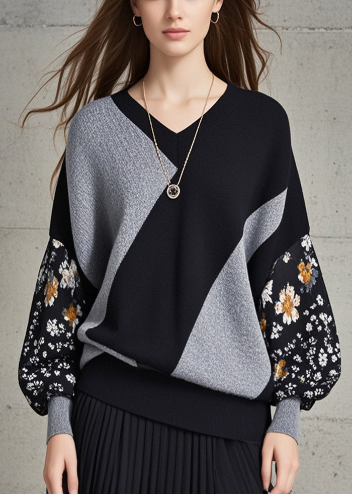 Effortlessly Elegant Top with a Timeless Design
