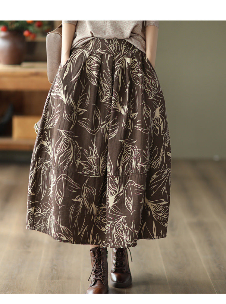 Effortlessly Elegant Garment with a Timeless Design