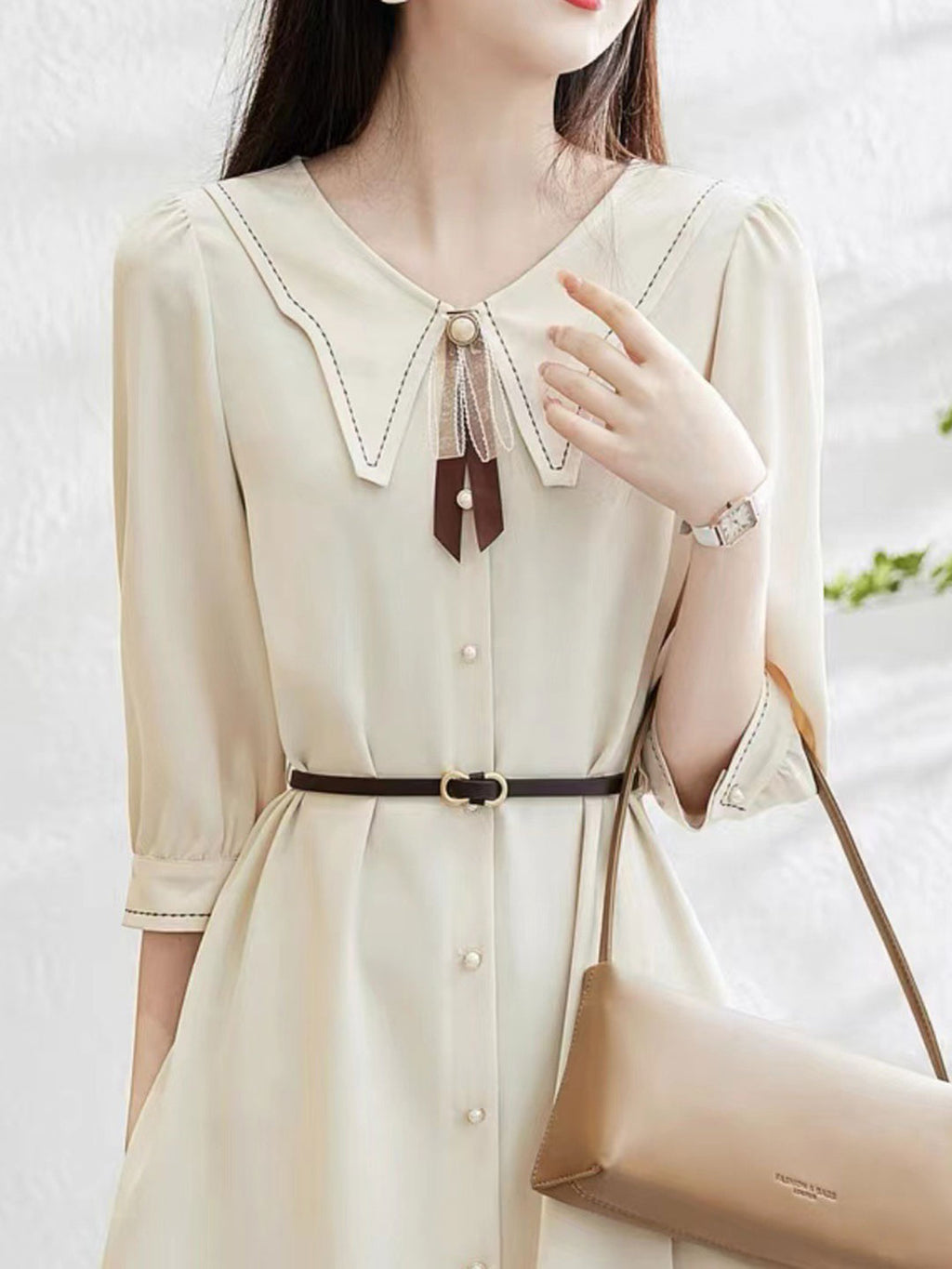 Classic Vintage Dress with a Flattering Fit