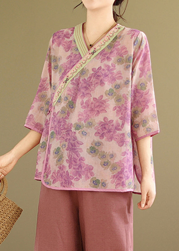 Classic Vintage Shirt with a Flattering Fit