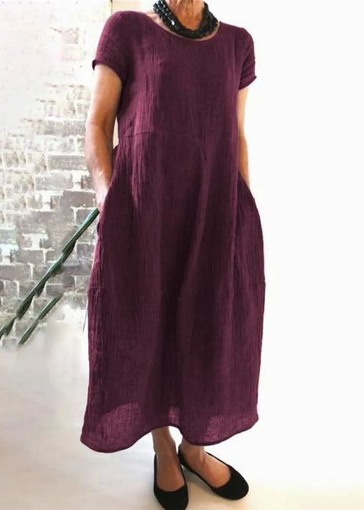 Sophisticated Dress with a Clean Classic Look