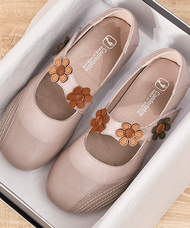 Graceful Orthopedic Shoes for Modern Look