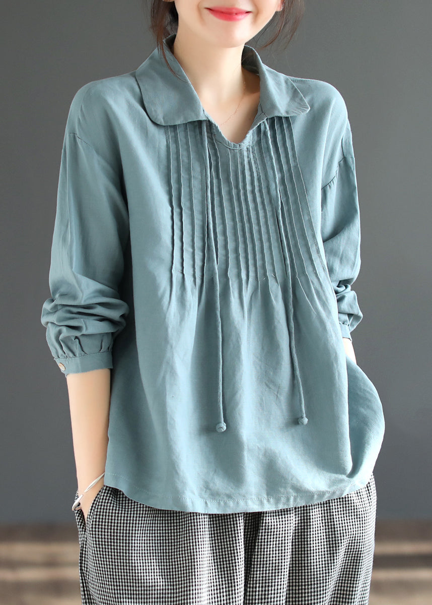 Sophisticated Blouse with a Clean Classic Look