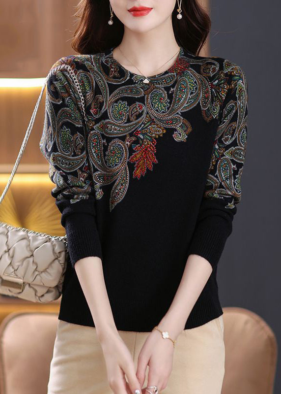Elegantly Styled Sweater for Everyday Wear