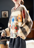 Effortlessly Elegant Sweater with a Timeless Design