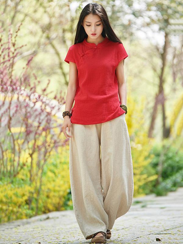 Well Tailored Pants with a Graceful Silhouette