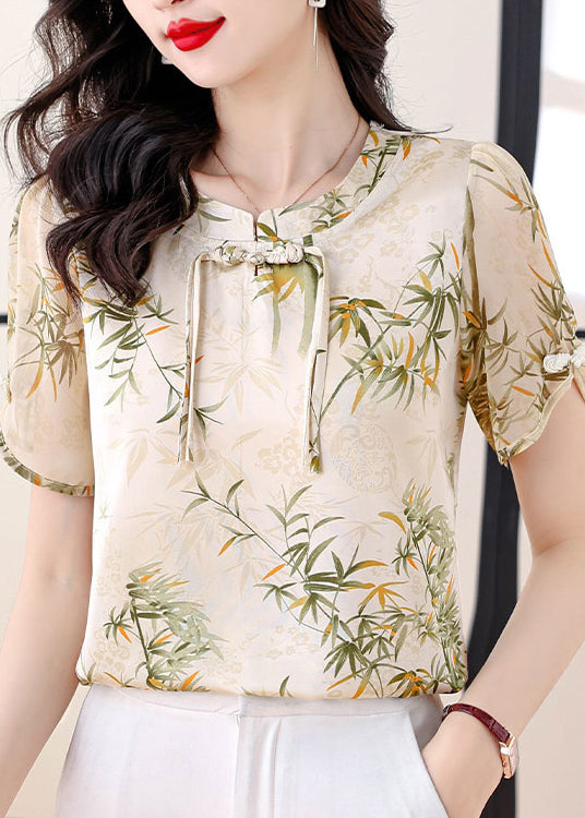A Vintage Style Blouse with Delicate Timeless Details