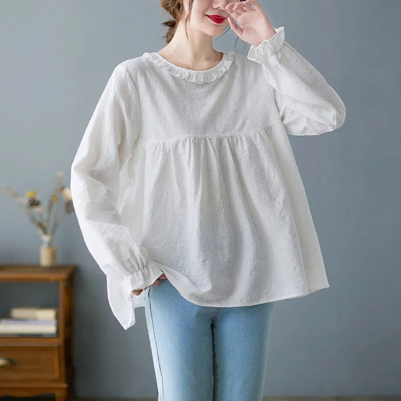Beautifully Finished Blouse in a Timeless Design