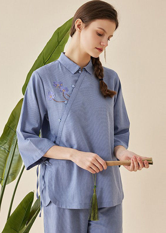 Sophisticated Garment with a Clean Classic Look
