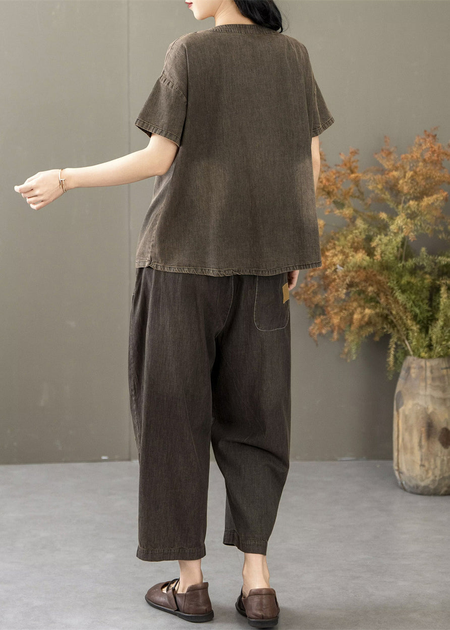 Classic Vintage Shirt with a Flattering Fit