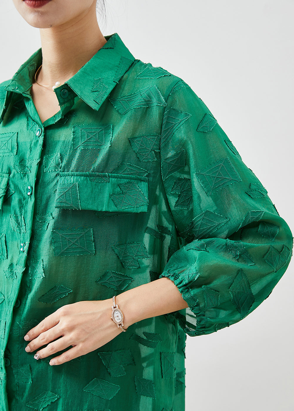 Elegantly Styled Shirt for Everyday Wear