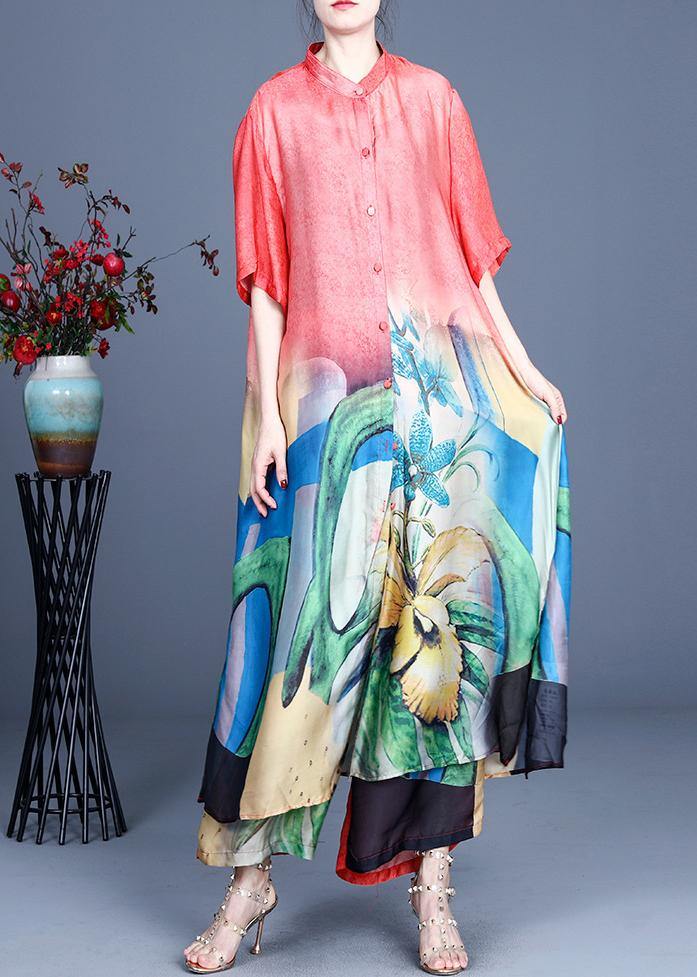 Sophisticated Garment with a Clean Classic Look