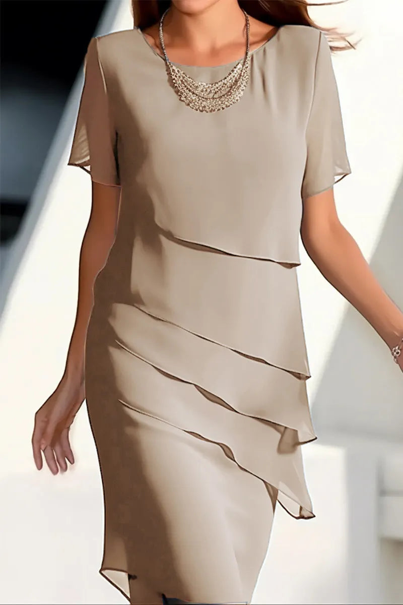 Well Tailored Dress with a Graceful Silhouette