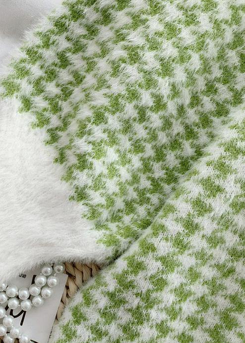 Beautifully Finished Sweater in a Timeless Design