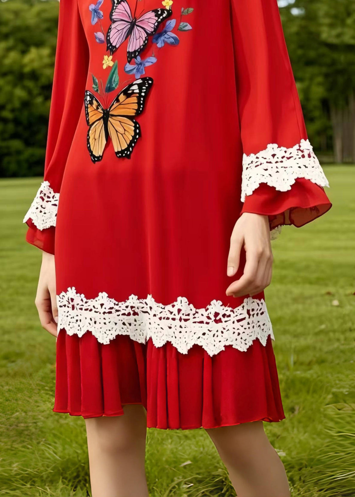 Gracefully Styled Dress for Any Occasion