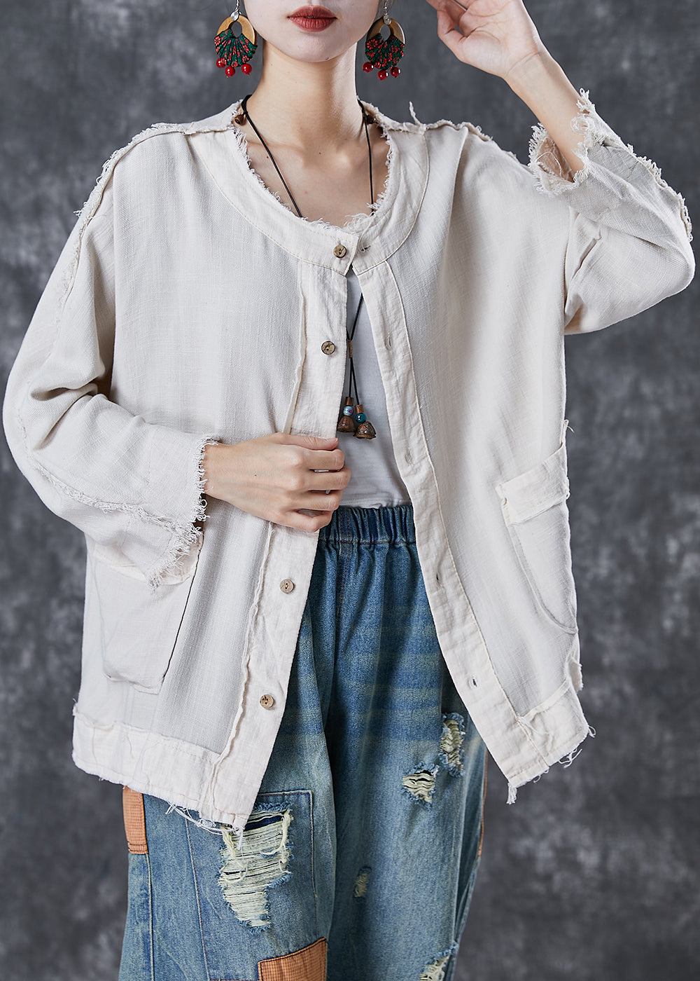 Effortlessly Elegant Jacket with a Timeless Design