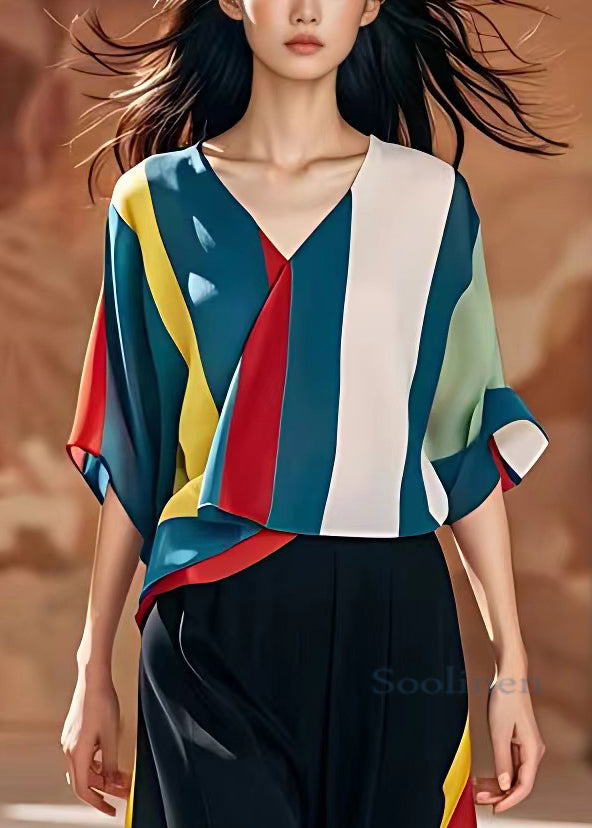 Well Tailored Blouse with a Graceful Silhouette