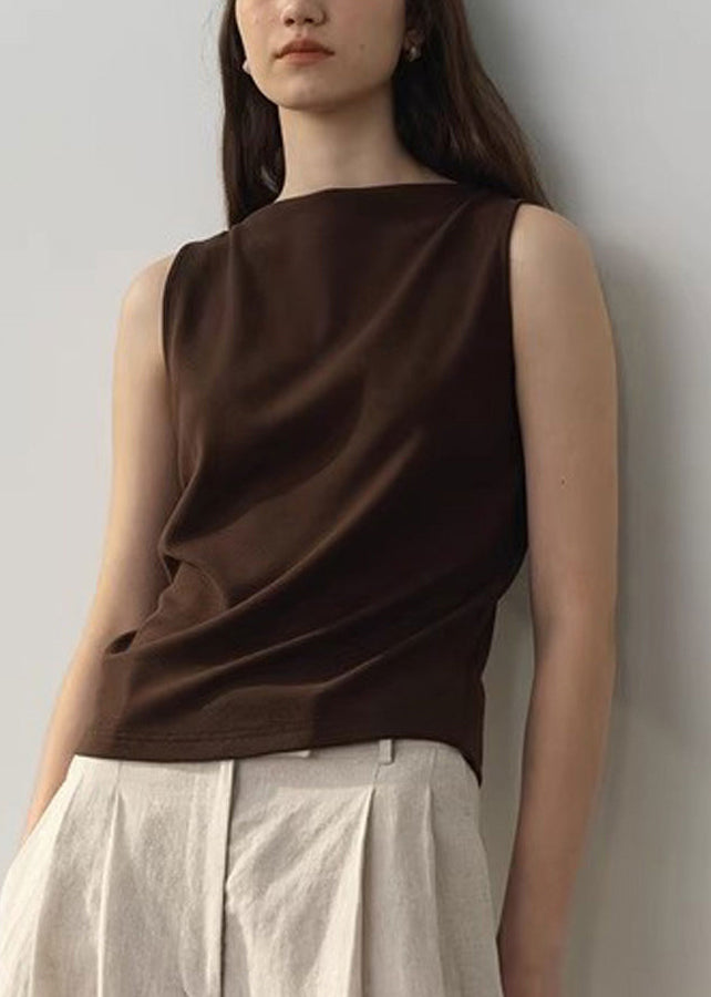 Beautifully Finished Top in a Timeless Design