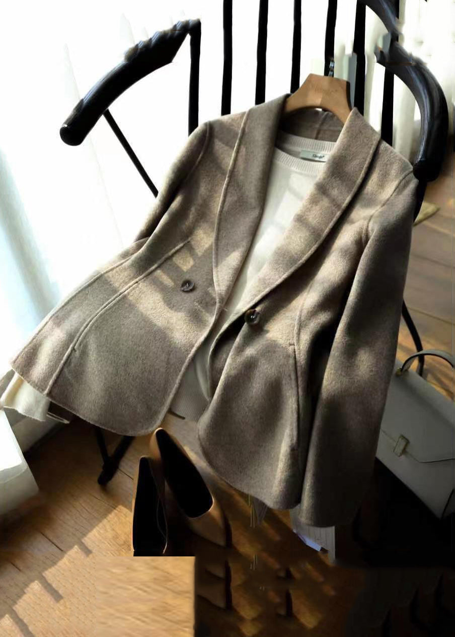 Classic Vintage & Enduringly Stylish Coat